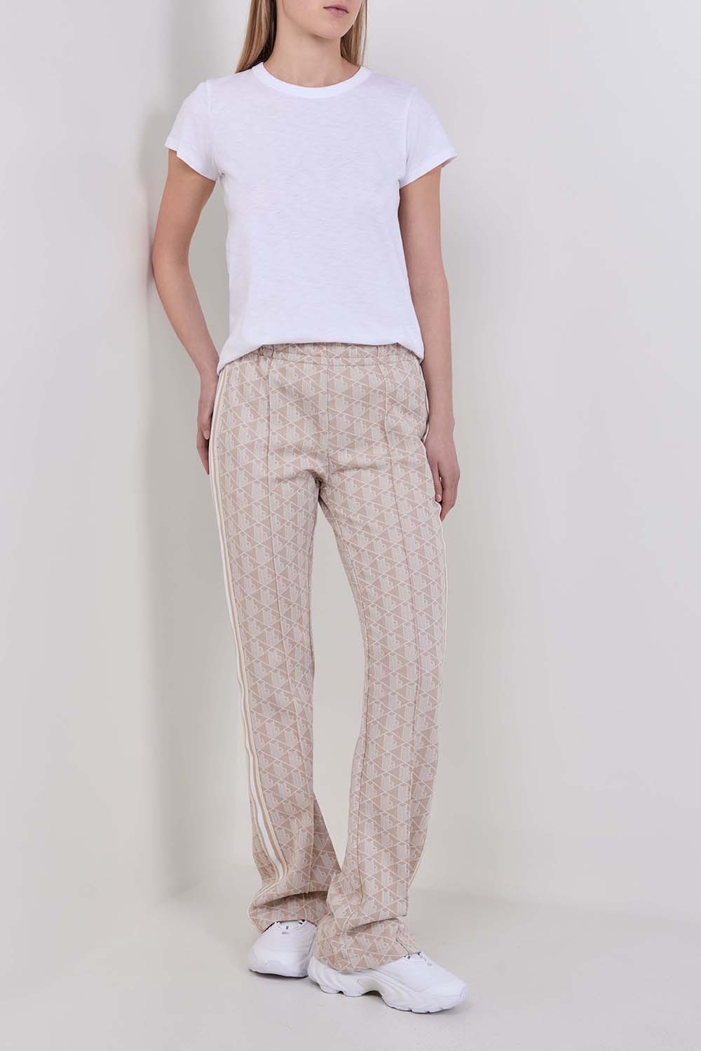 מכנסיים ארוכים